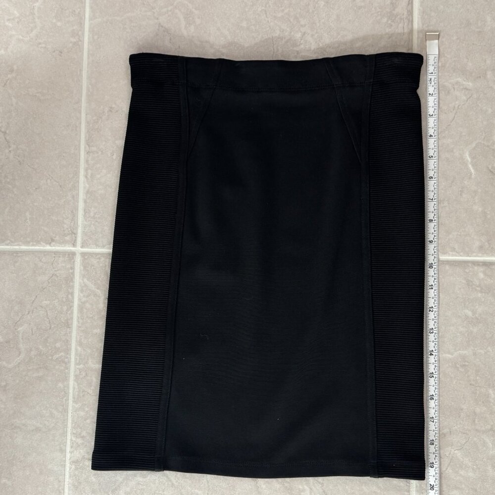 *NWT* - BCBG MaxAzria Black Pencil Skirt (Small) - Picture 9 of 9